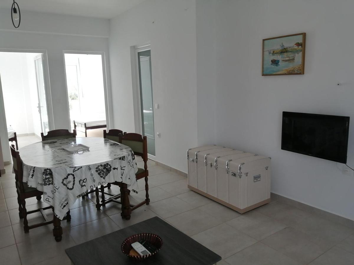 Ferienwohnung Almira Ghouse Almiropótamos Exterior foto
