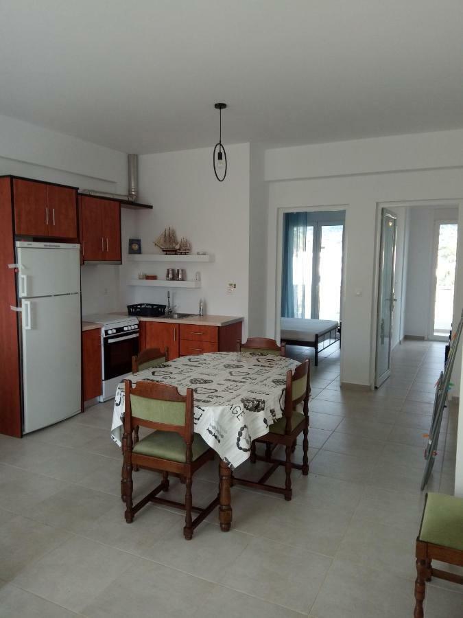 Ferienwohnung Almira Ghouse Almiropótamos Exterior foto